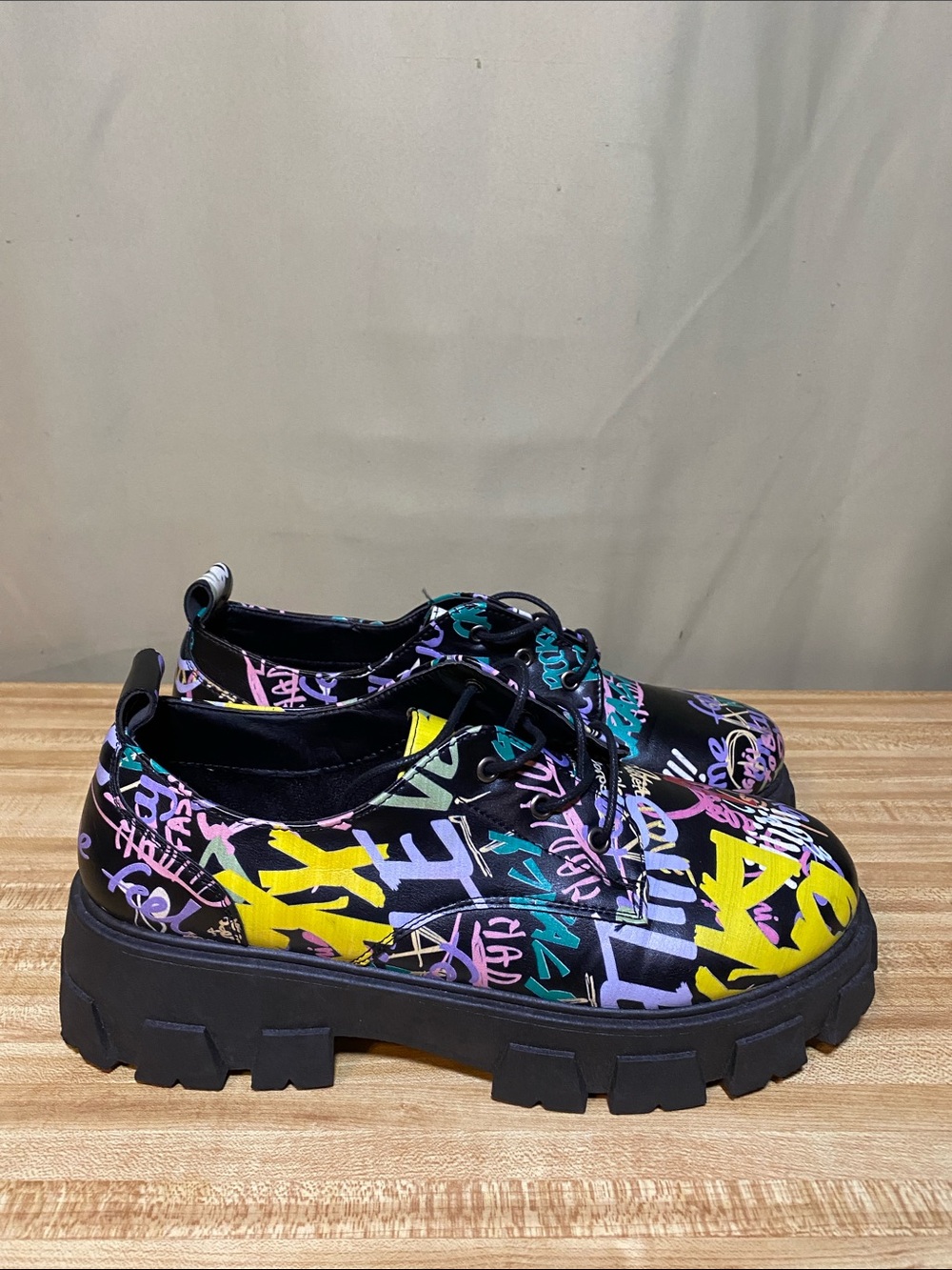 YOKI  WINONAH- 07 Graffiti Print  Rave Platform Chunky Loafers women’s size 11
